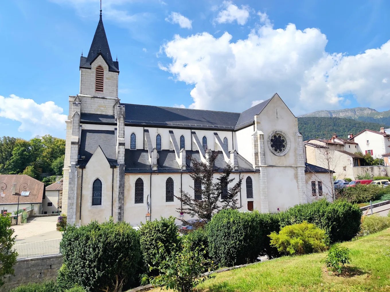 Photo : Église Saint-Pierre