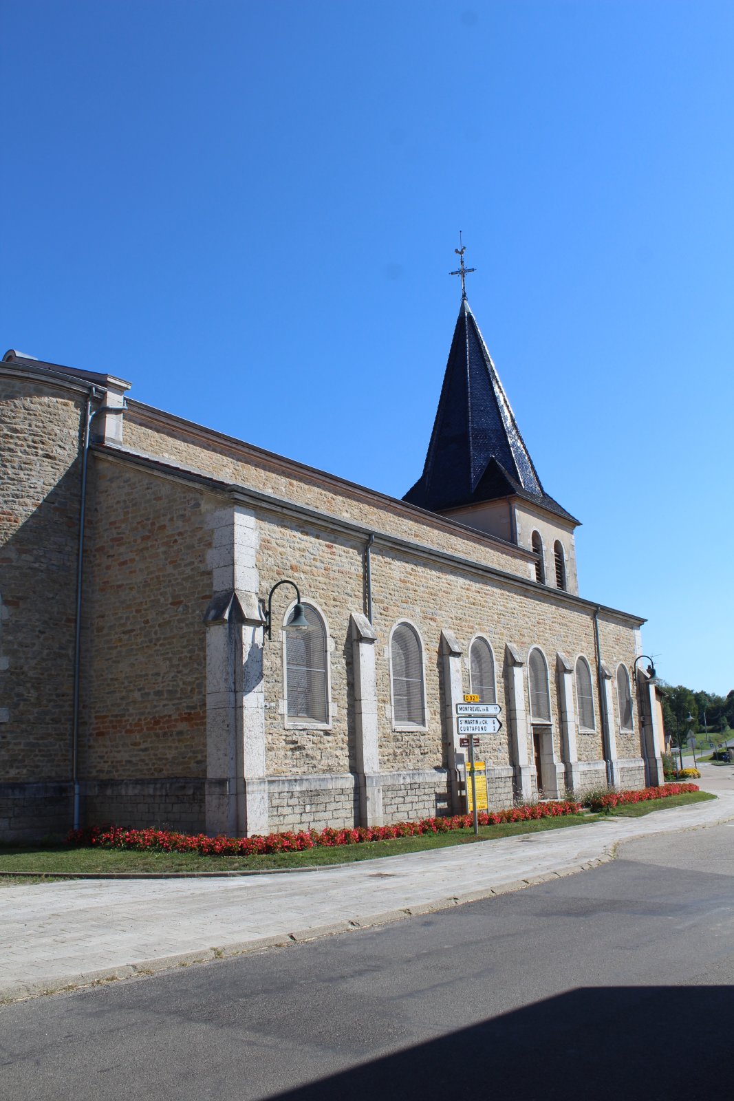 Photo : Eglise de Confrançon